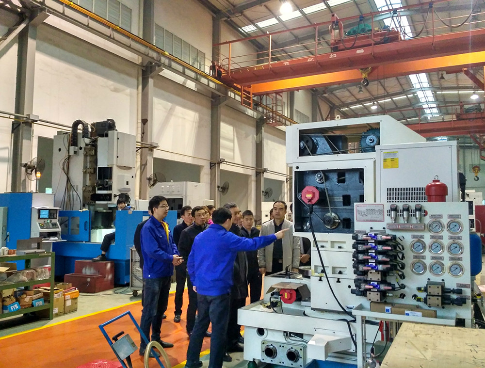 宜昌市副市長王應華一行蒞臨我公司調(diào)研技改項目